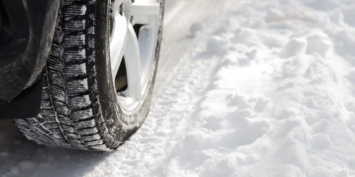 Comment reconnaître un pneu neige en un clin d’œil !